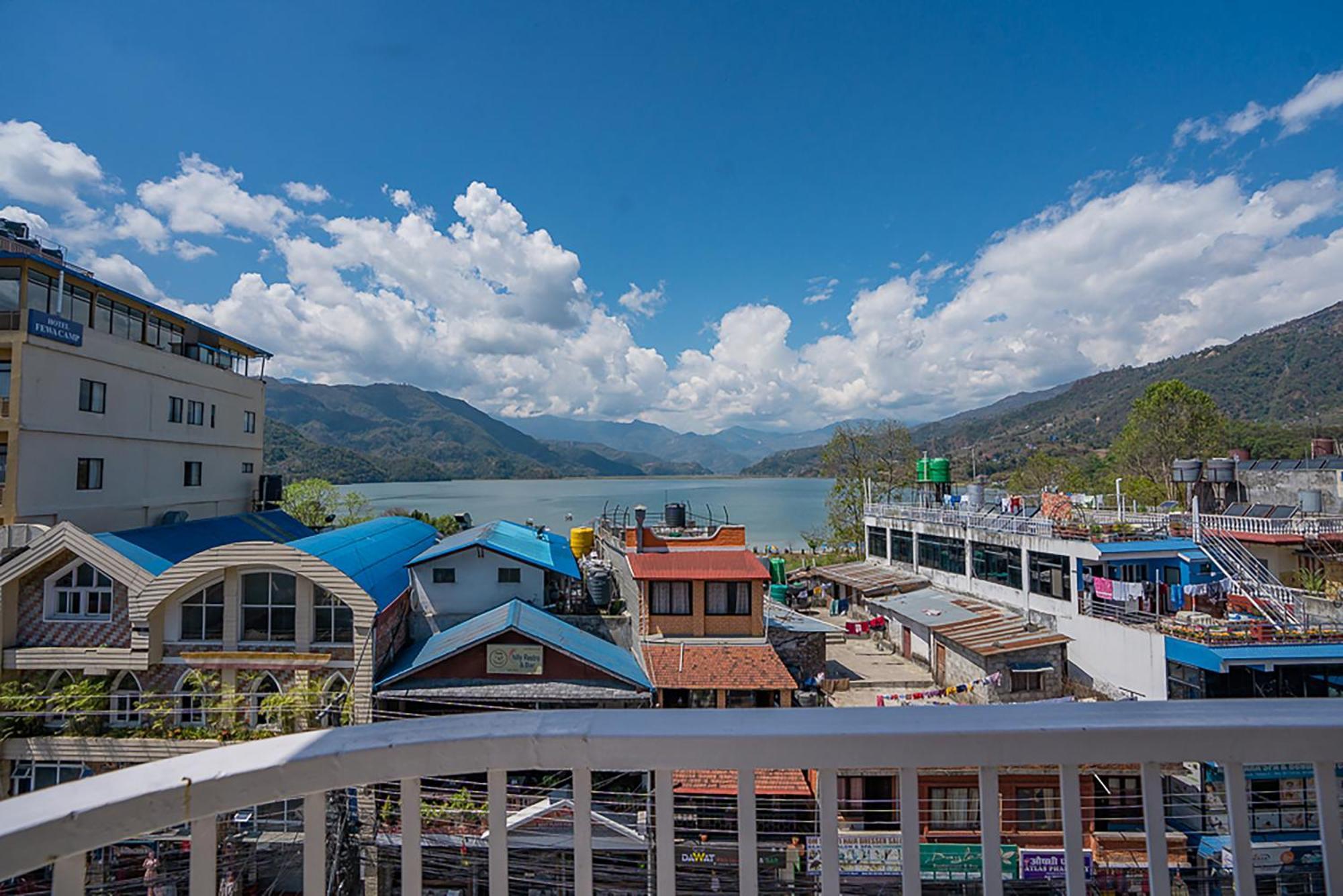 Himalayan Glory Inn Покхара Екстер'єр фото